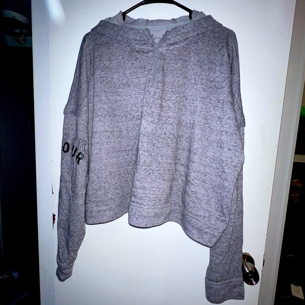 XL Under Armour 3/4 zip Cropped Hoodie